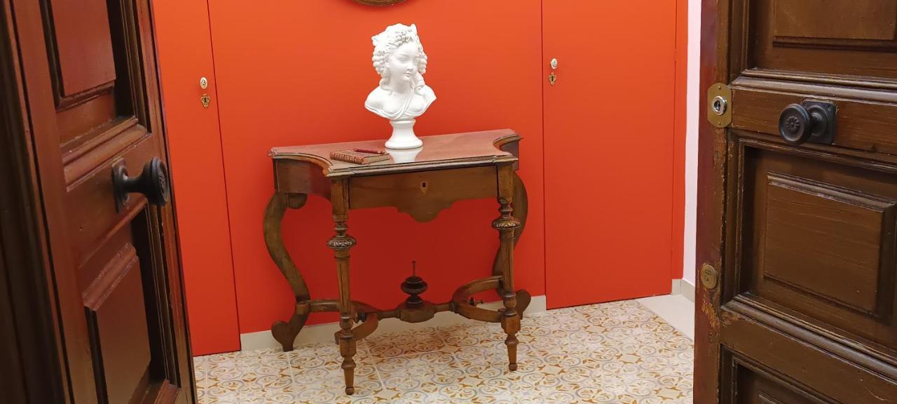 Amanda'S Suite Taranto Dış mekan fotoğraf