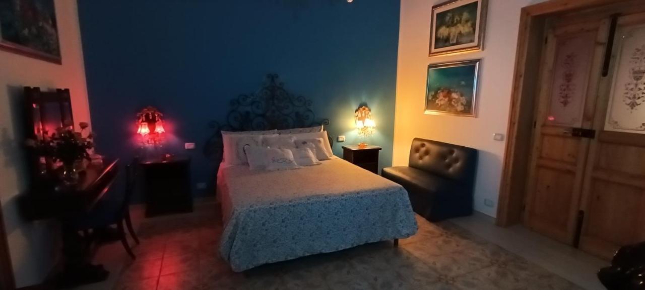 Amanda'S Suite Taranto Dış mekan fotoğraf